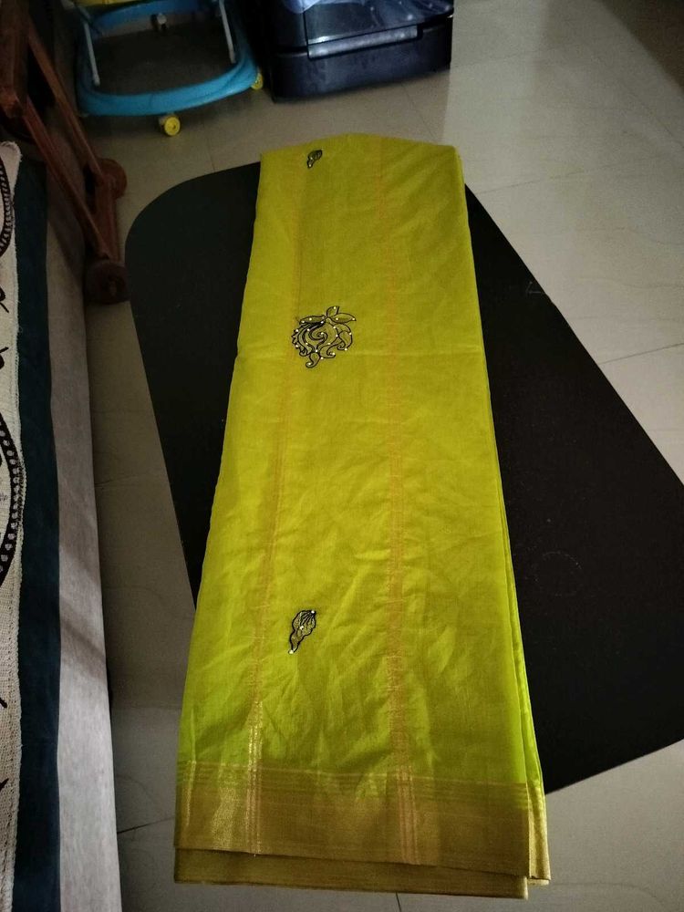 New Saree With Embroidery Design