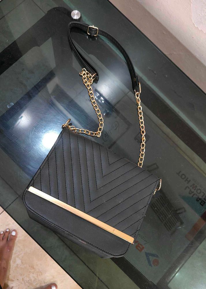 black sling bag
