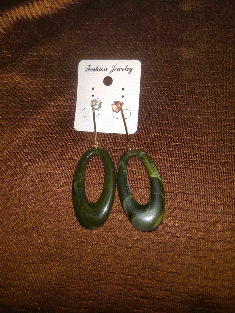 Very Pretty Long Earrings