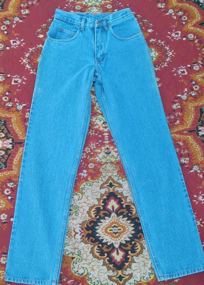 Light Wash Denim Jeans New condition.