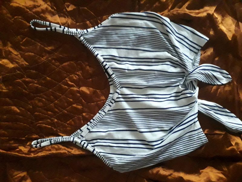 FOREVER21 Top