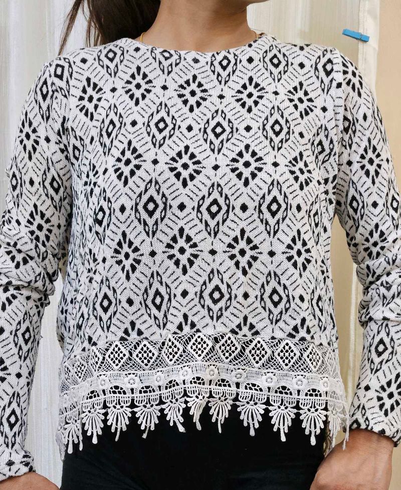 Patterned Long Sleeve Top