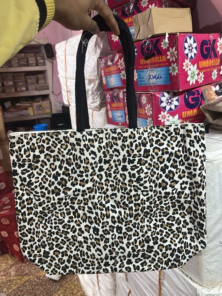 leopard print shoulder bag