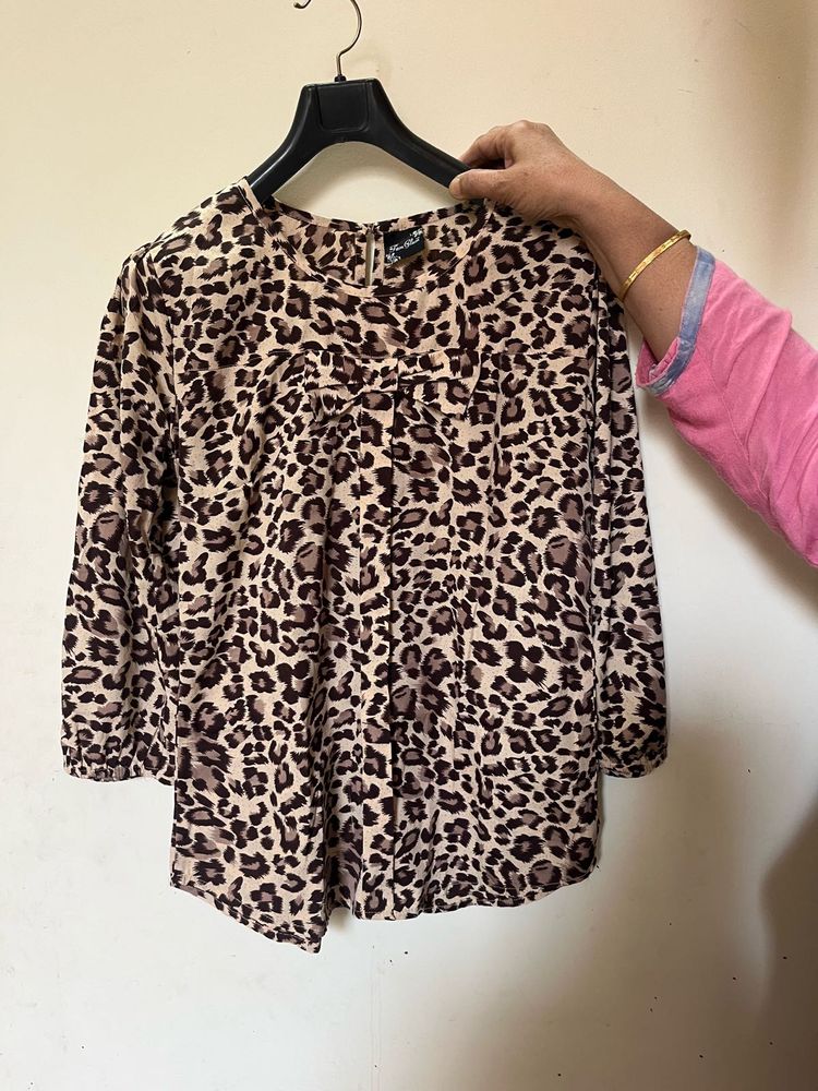 Sale 🔥Tiger Print Top