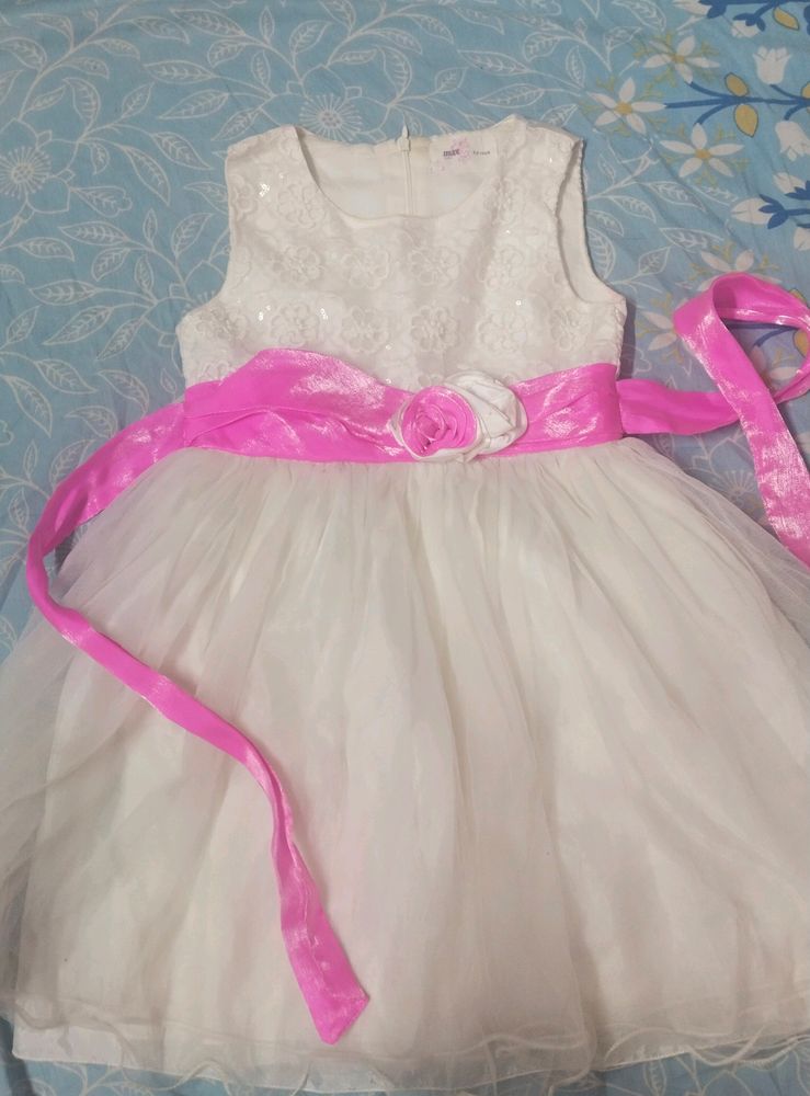 Girl&#39;s Party Dress - White &amp; Pink