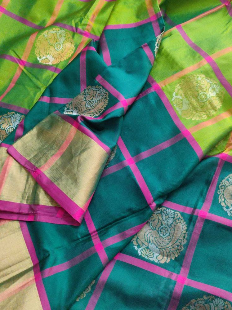 Green &amp; Pink Checkered uppada silk Saree