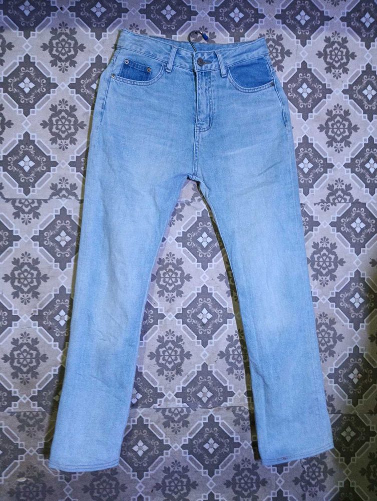 &#34;26 No.&#34;Light Wash Denim Jeans