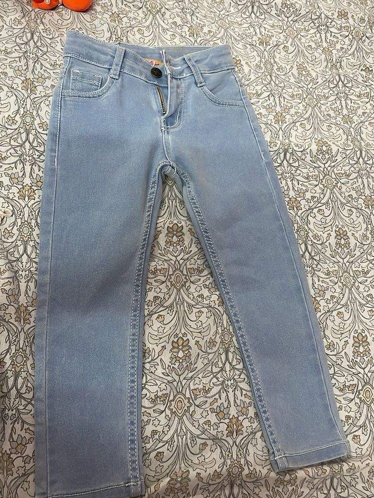 Cute Light Wash Denim Jeans