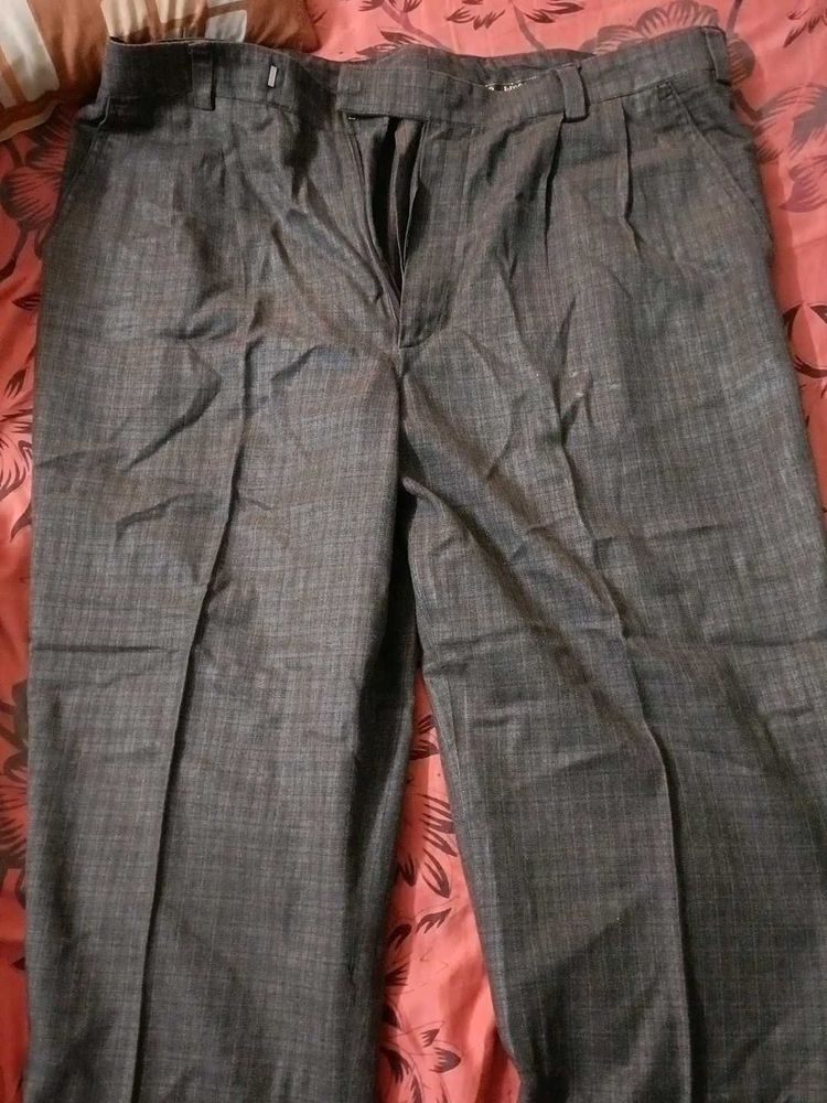 Men&#39;s Gray Dress Pants