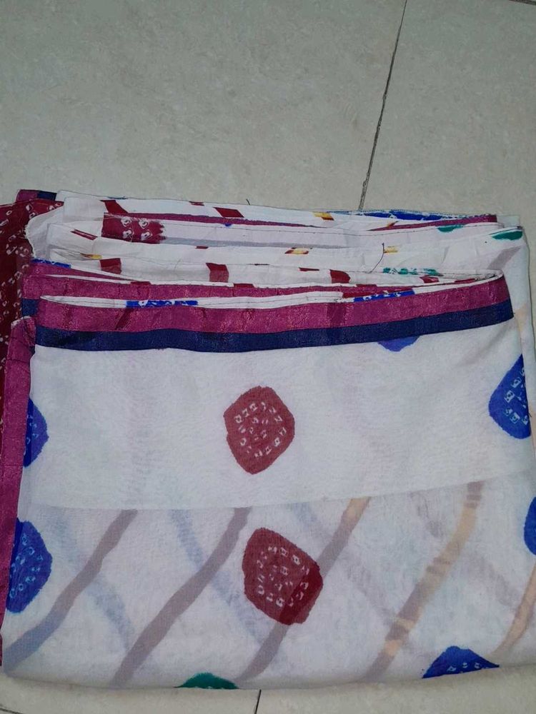 A White Saree 🥻 Full Of Beauty