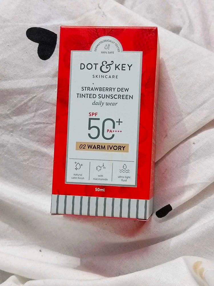 Dot &amp; Key Strawberry Sunscreen