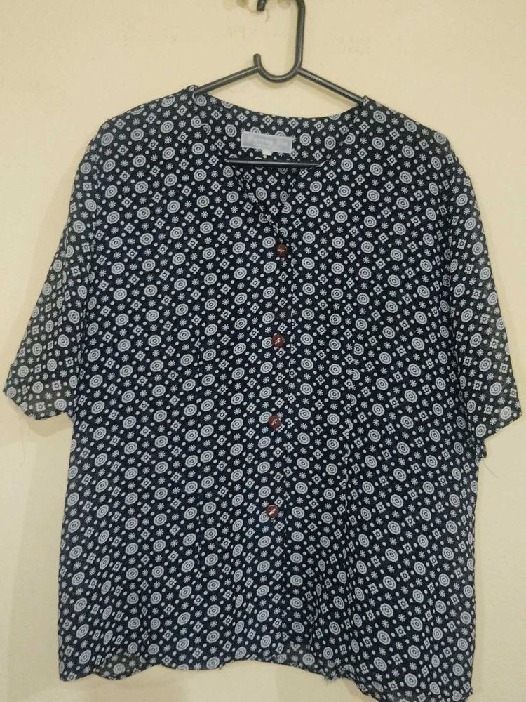 Patterned Short Sleeve Top