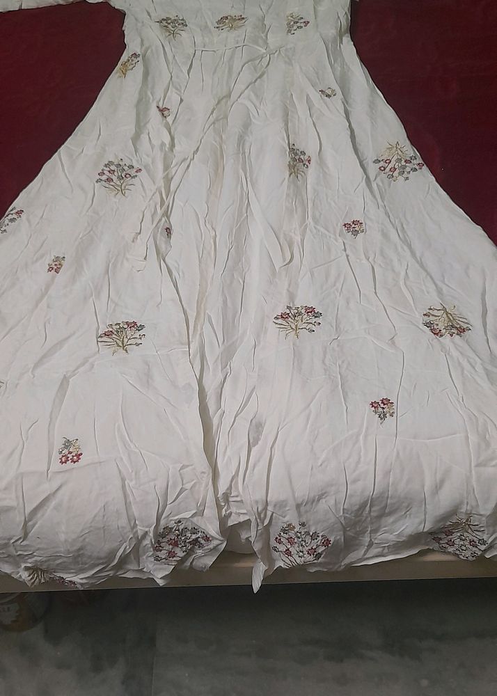 Branded Coat Model White Embriodry Dress