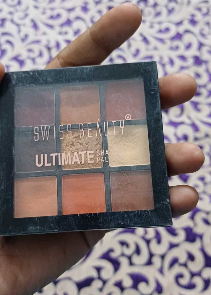 One Swiss Beauty Eyeshadow And A Bell Bottom Jeans