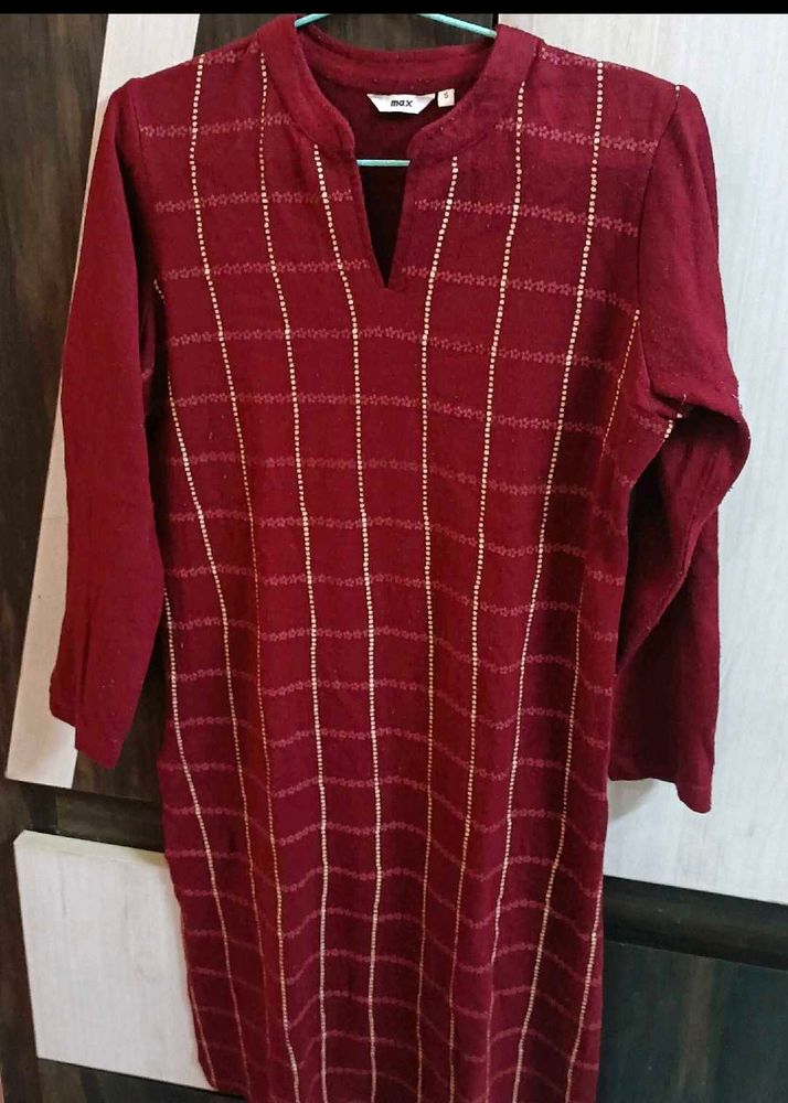 Woolen Red Kurta From Max