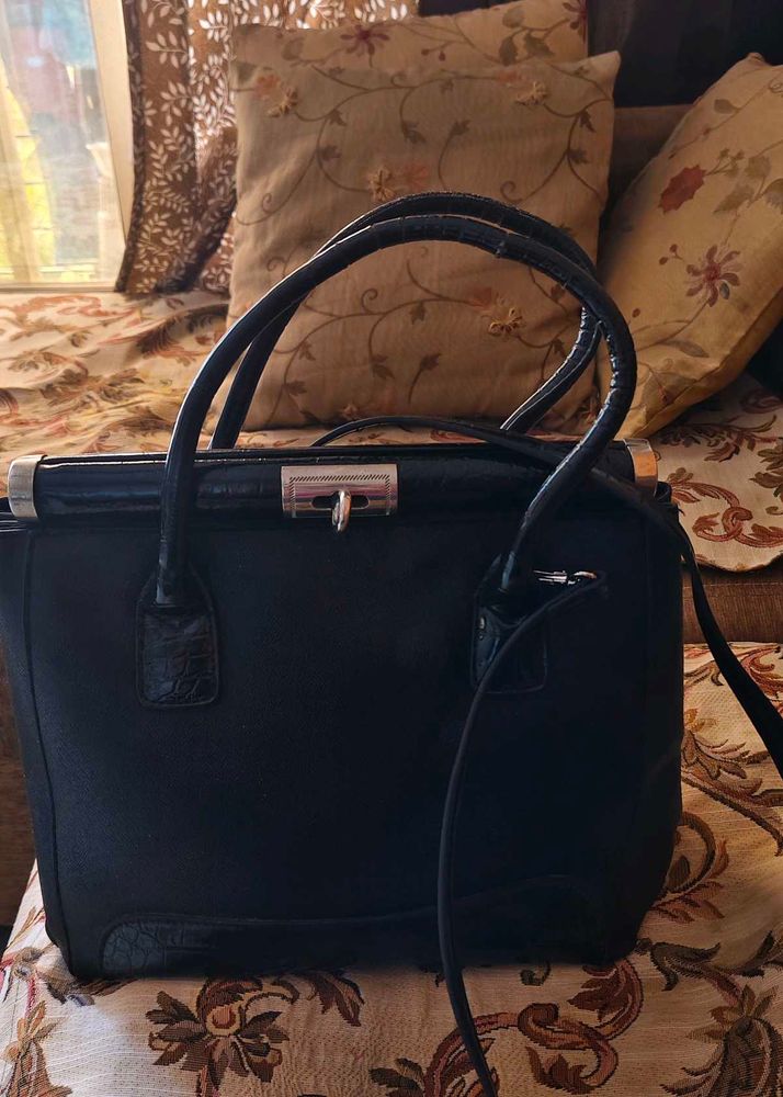 Black Sling Bag New Only For Rs 350/-