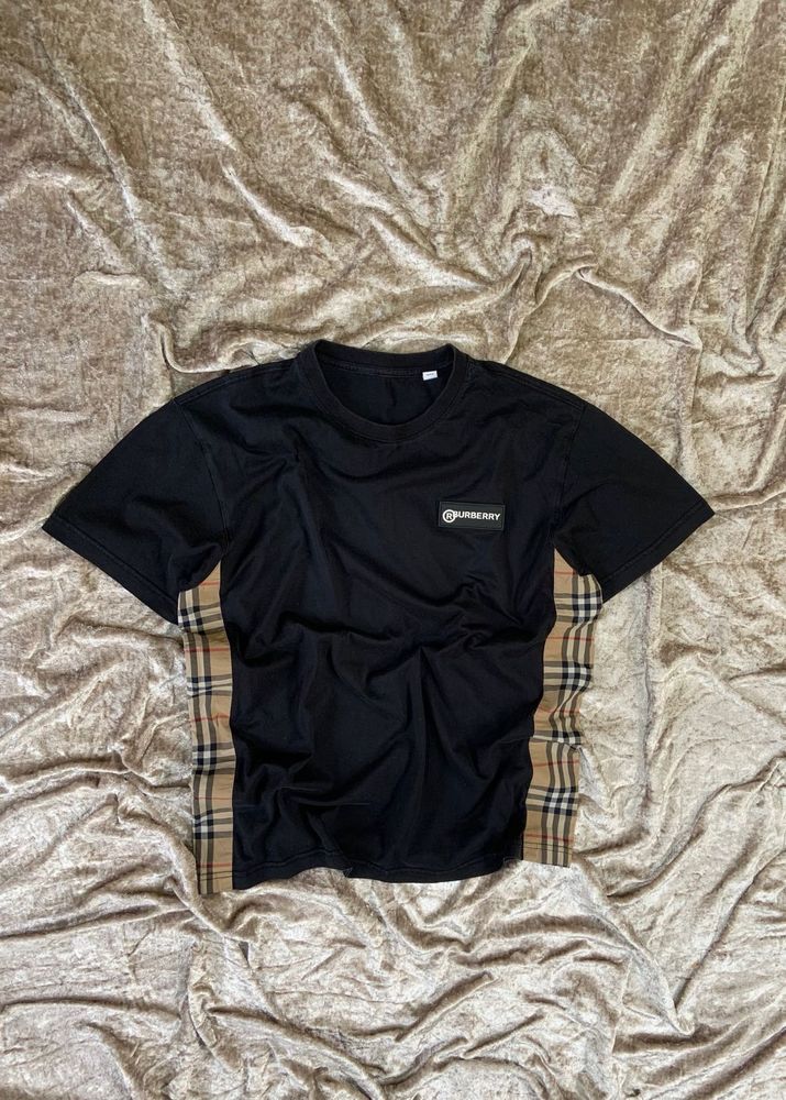 Burberry tshirt