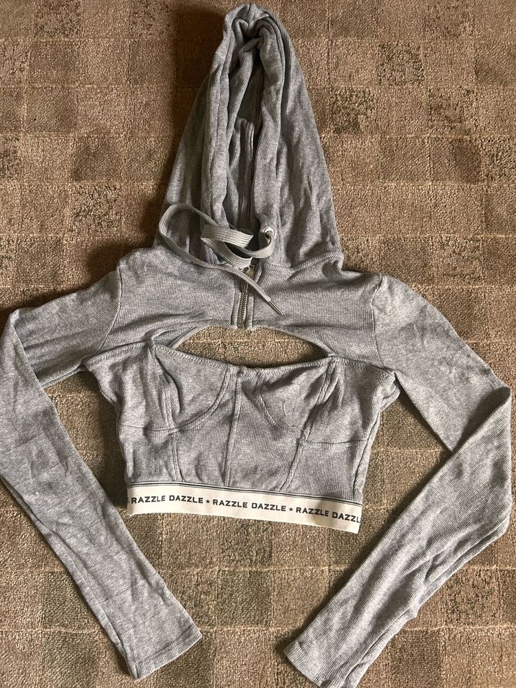 Gray Razzle Dazzle Cropped Hoodie