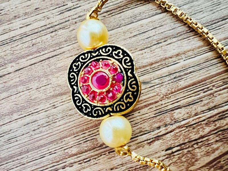 Bracelet With Semi-precious Stones - Gold Plated