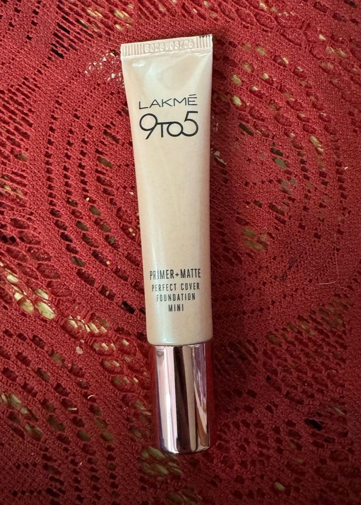 Lakme 9to5
