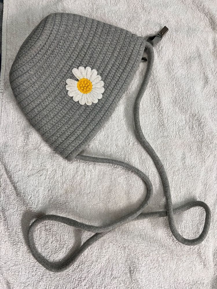 Daisy Flower Baby Bonnet