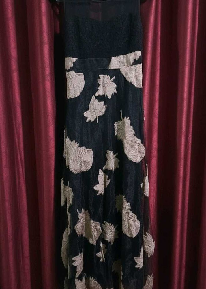 Elegant Black Maxi Dress