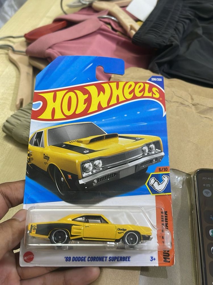 Hot Wheels &#39;69 Dodge Coronet Superbee
