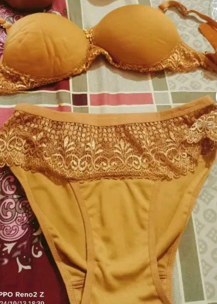 Lace Trim Lingerie Set