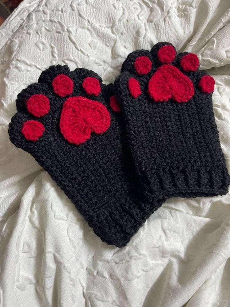 Black Crochet Catpaw Fingerless Gloves