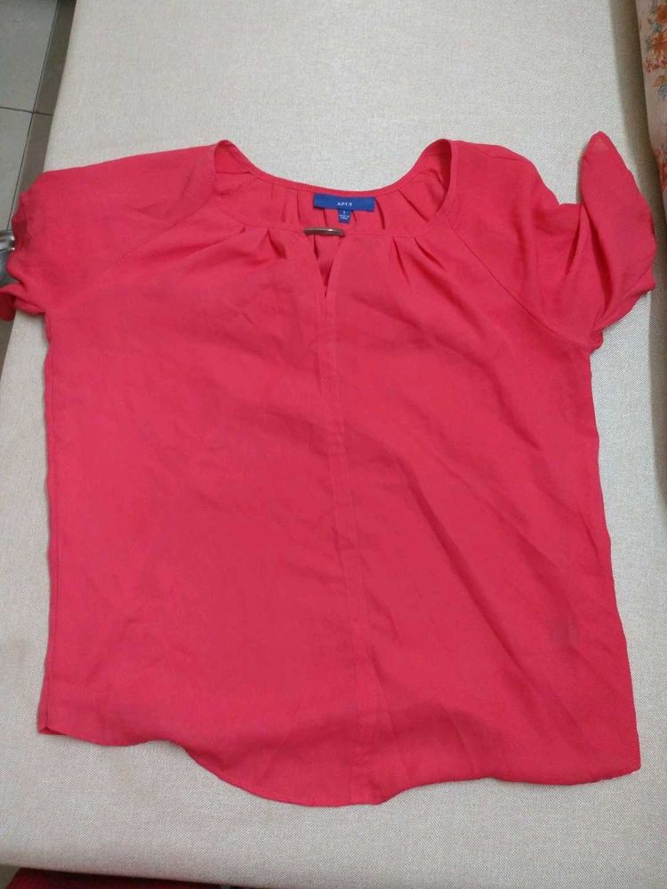 Coral Peach Top