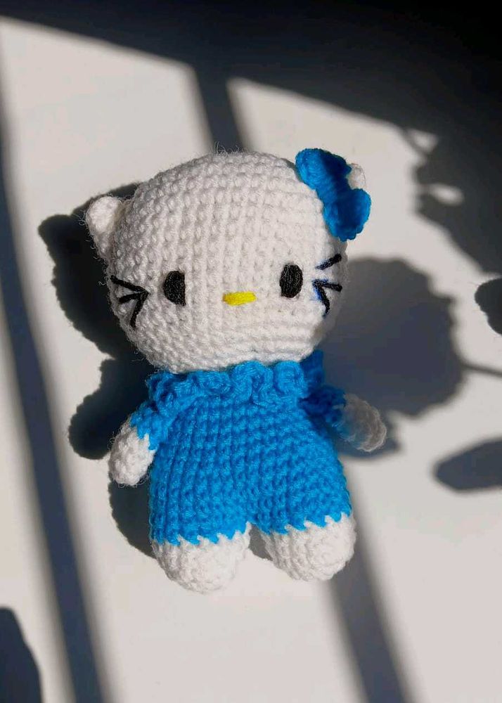 Crocheted Hello Kitty Plushie