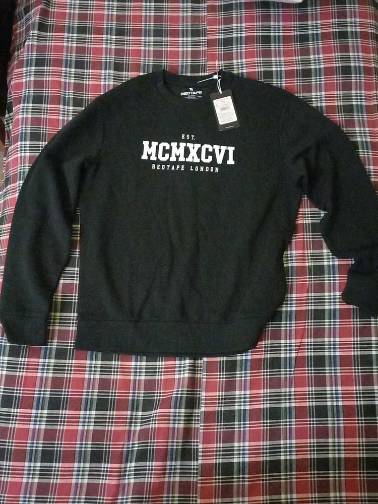 Black Graphic Print Sweatshirt