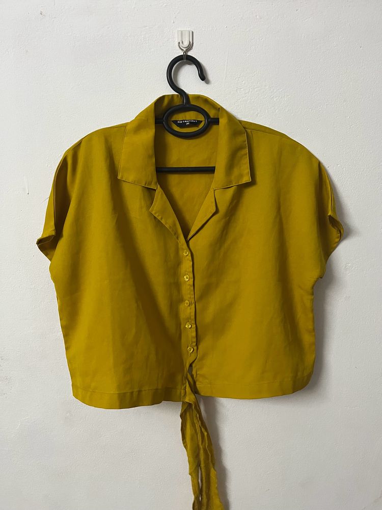 Crop Shirt With Tie Knot