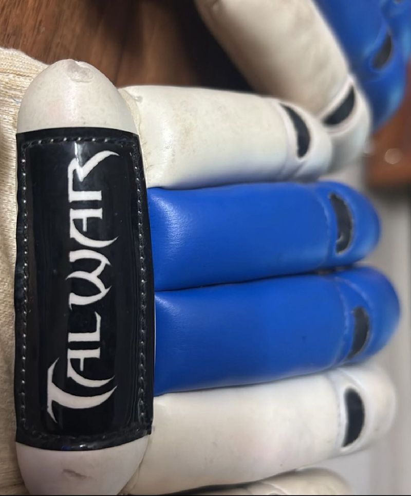 Cricket Gloves