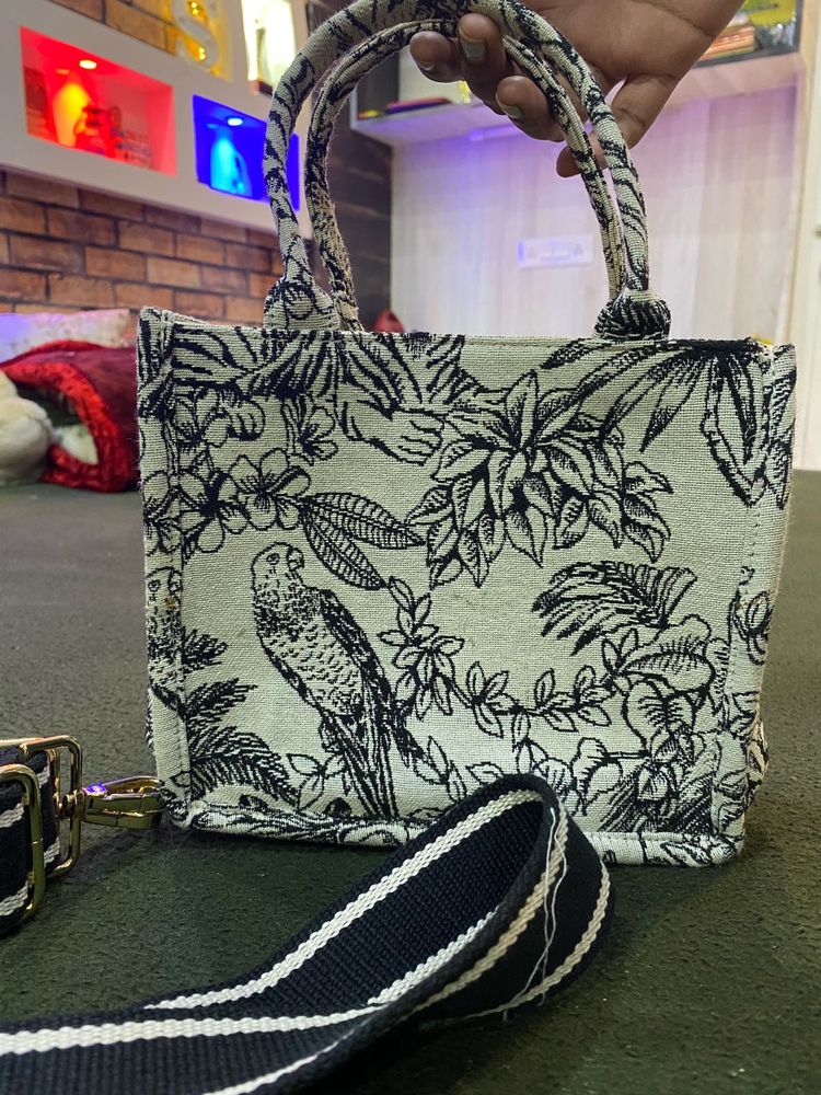 H&amp;M Jackquard Small Handbag