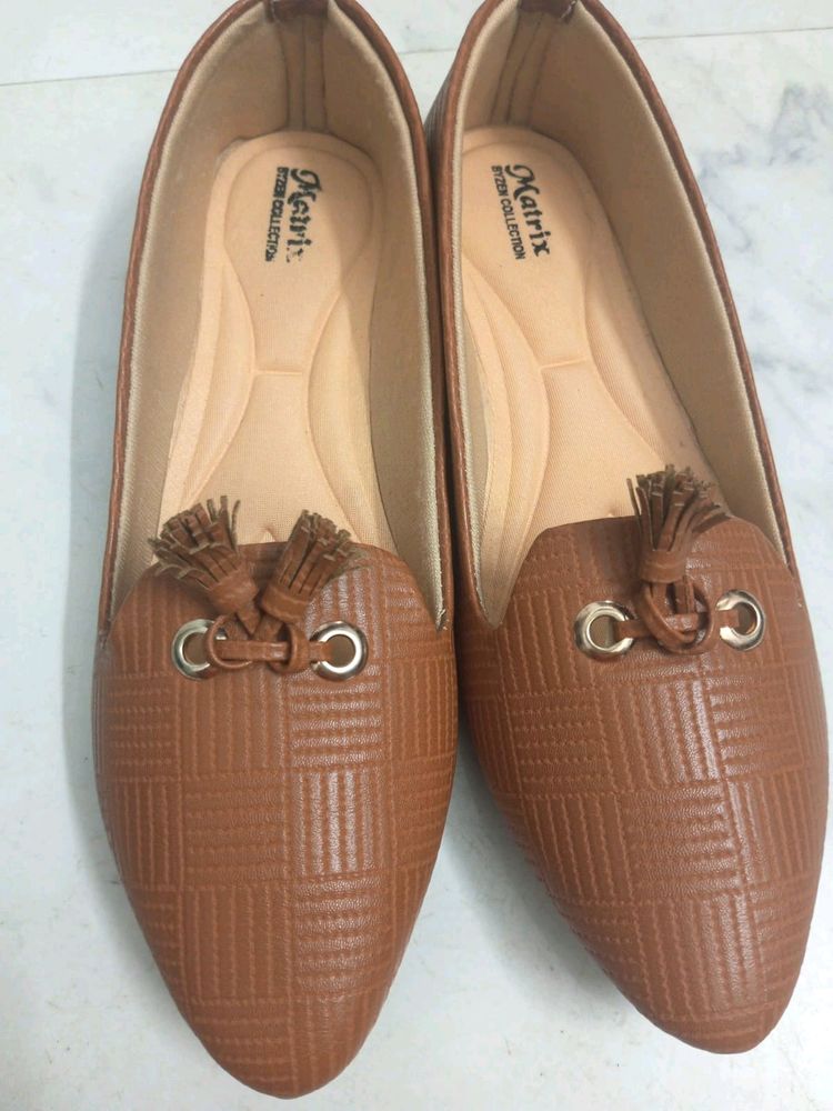 Casual Bellies For Women...Size-39..