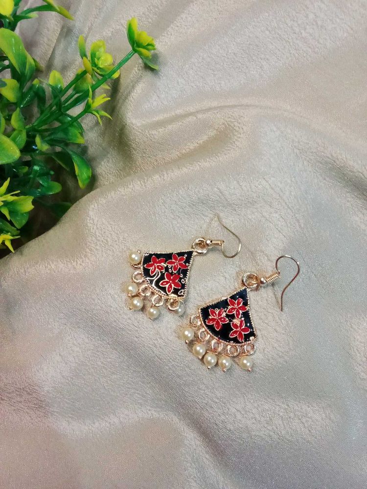 Light Weight Kalamkaari Ear Hangings