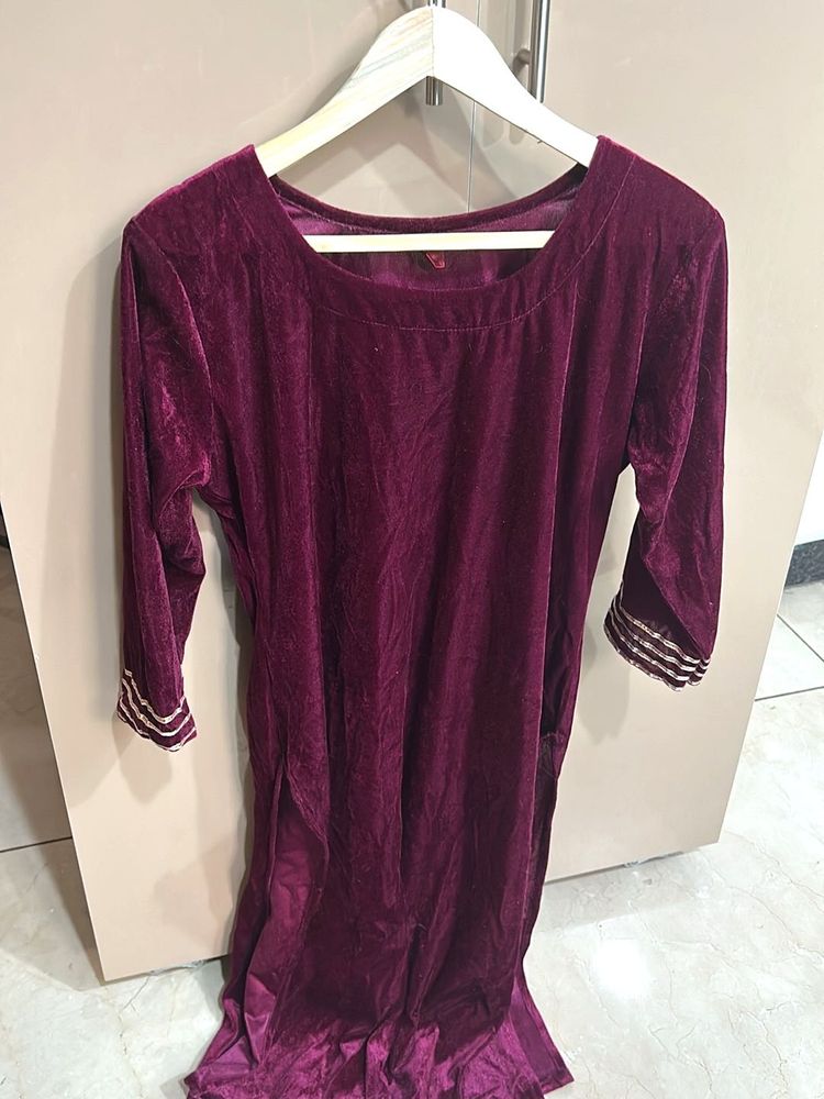 Elegant Velvet Kurta and pant set