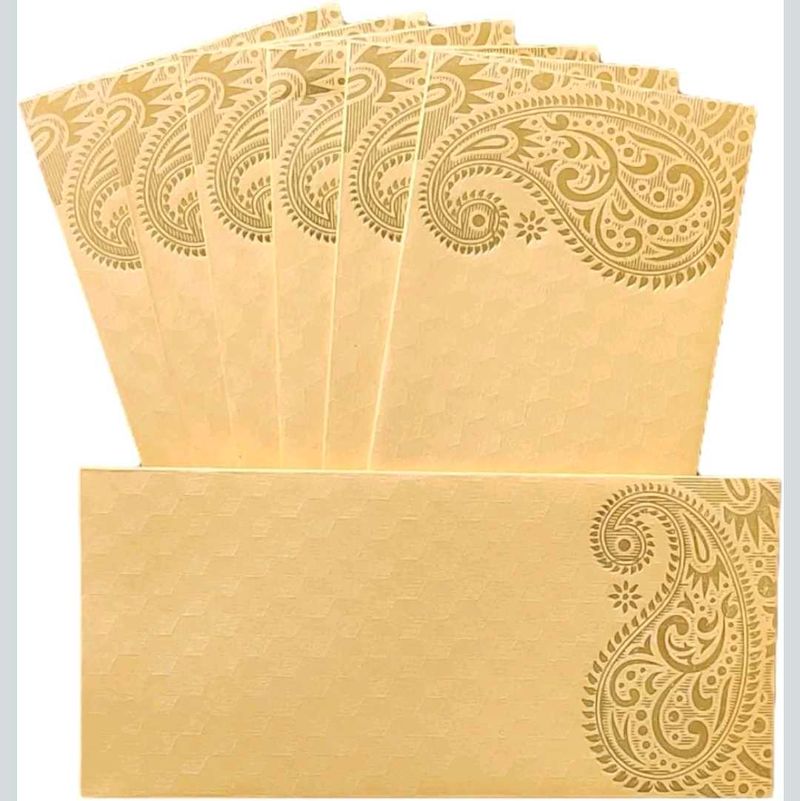 Pack Of 25 Cream Color Gold Foil Gifting Envelope