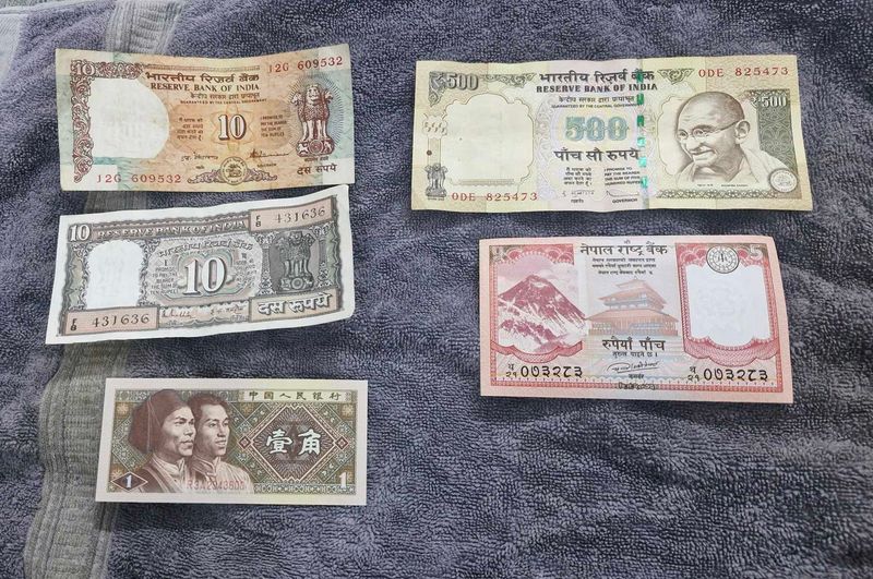 World Currency Collection 5 Notes