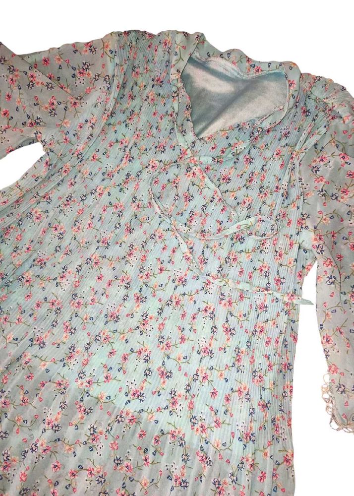 Bell Sleeves Pintresty Top