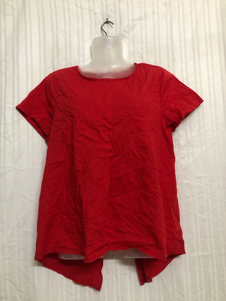 Red Short Sleeve Top