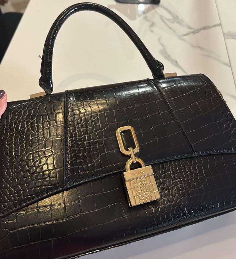 ⭐️ALDO⭐️Chic Black Handbag