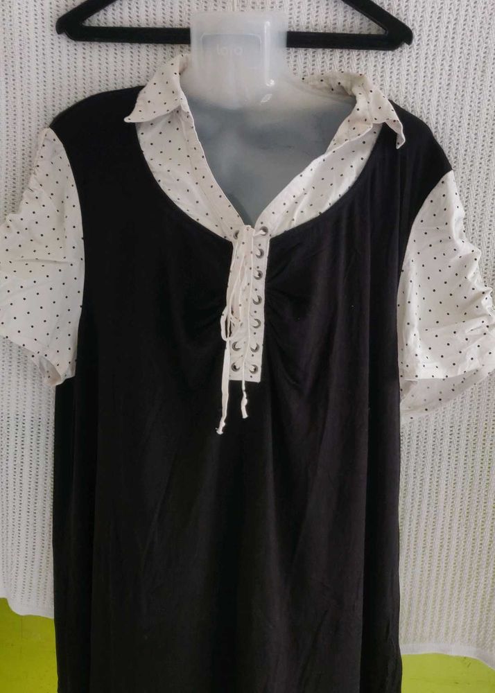 Elegant Black &amp; White top/tee