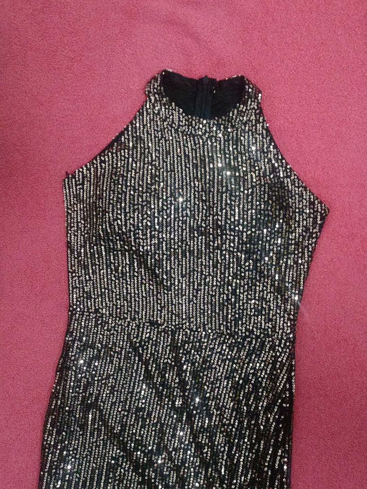 Halter Neck Sequin Bodycon Dress| Full Length