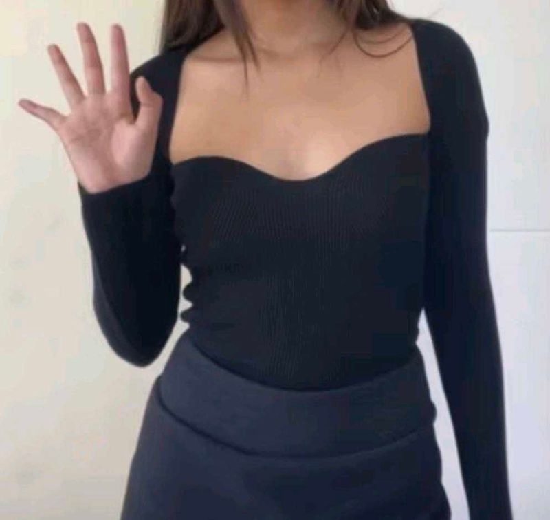 Black Fitted Top