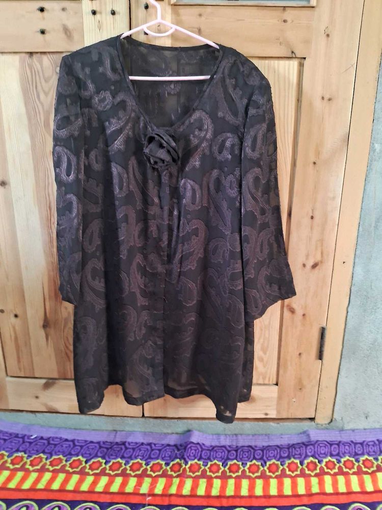 Elegant Black Paisley Tunic