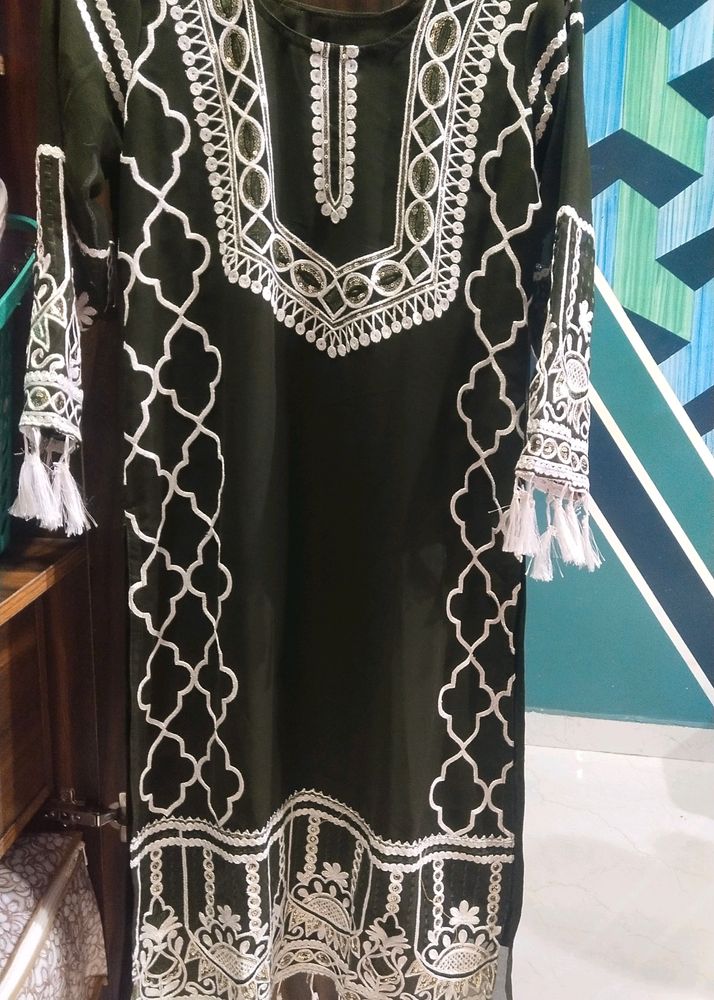Pant Suit And Dupatta