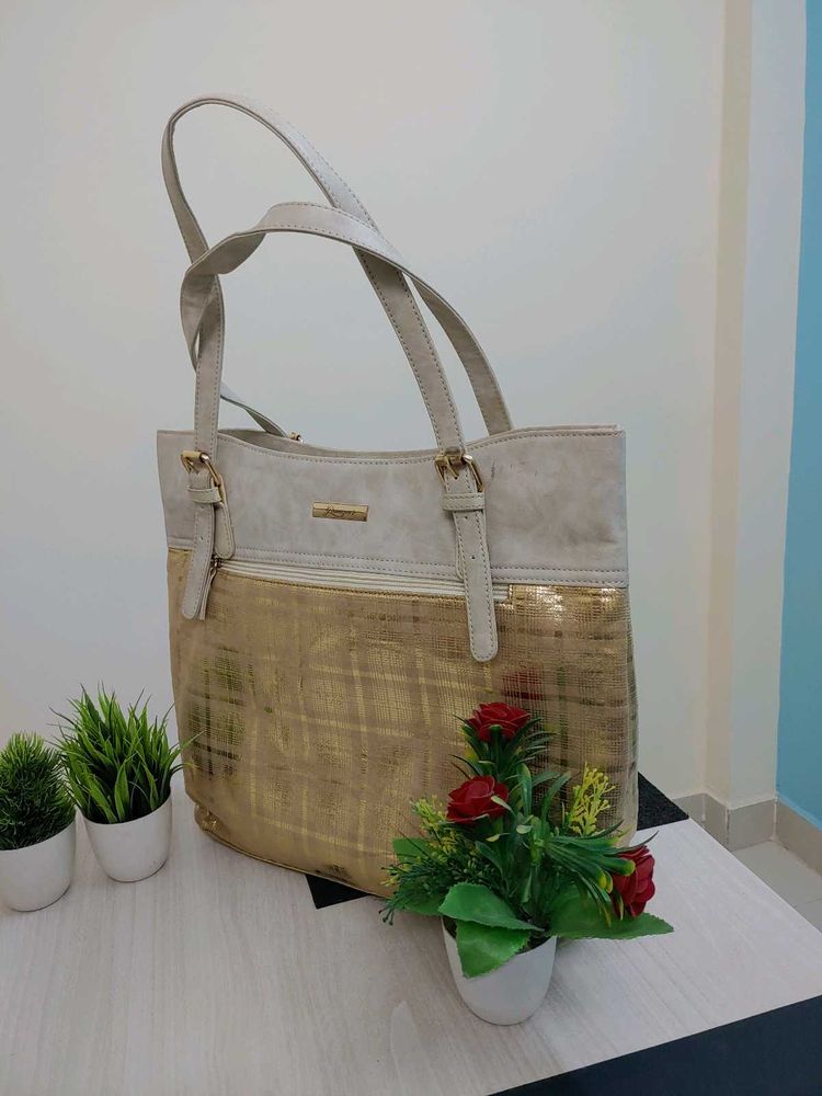 Glamazon Women&#39;s Leather Tote Bag(Golden).