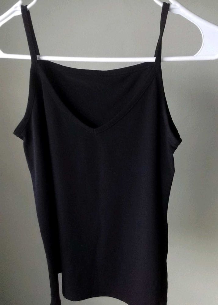 BENITO Black Neck Tank Top